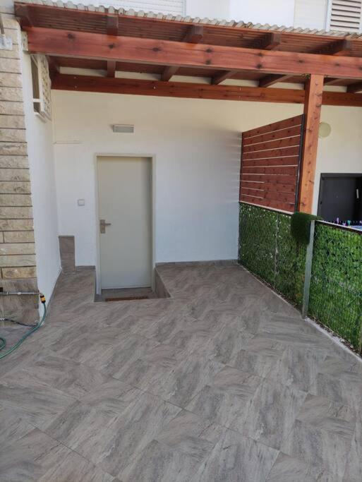יחידת אירוח חדשה ומקסימה בכרמיאל Apartment Екстериор снимка