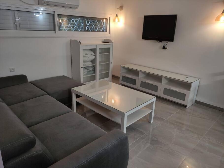 יחידת אירוח חדשה ומקסימה בכרמיאל Apartment Екстериор снимка